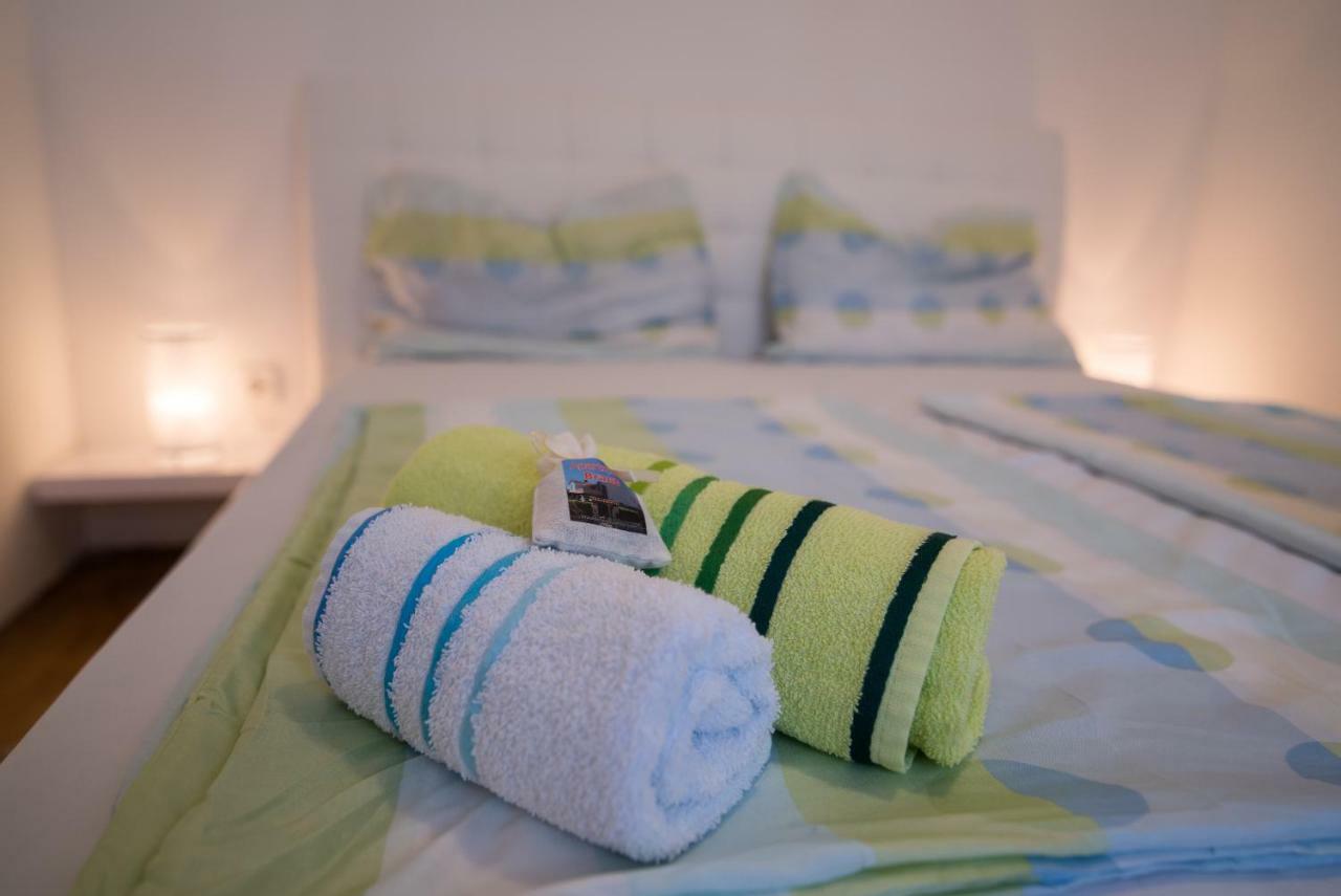 Apartments Braut Krk 克尔克 外观 照片