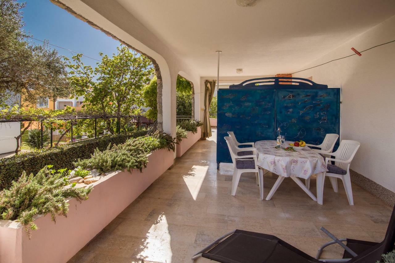 Apartments Braut Krk 克尔克 外观 照片