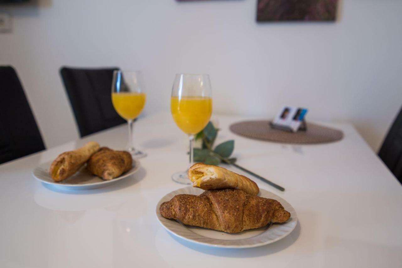 Apartments Braut Krk 克尔克 外观 照片